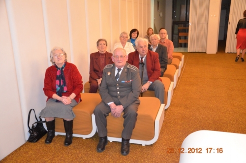 201212290049290.20121228_vyr_svadby_03