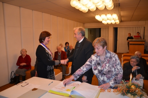 201212290049300.20121228_vyr_svadby_09