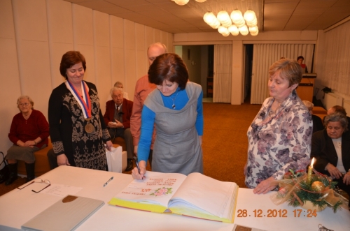 201212290049310.20121228_vyr_svadby_06