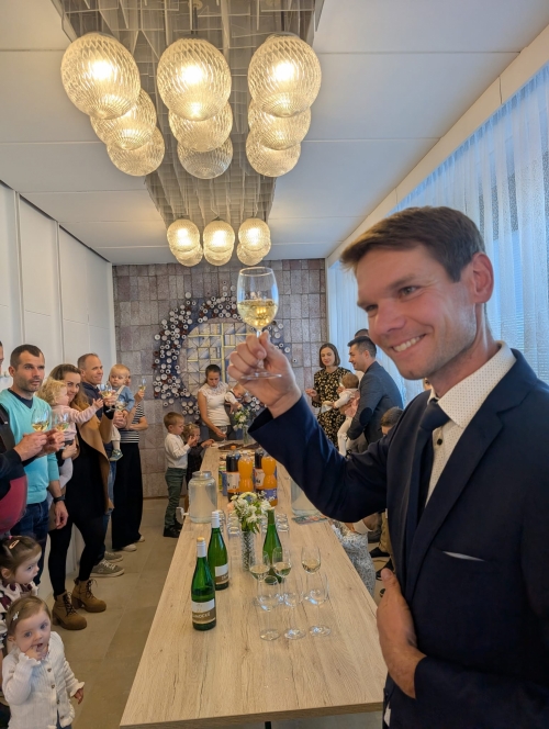 202510081128520.img-20251008-wa0076