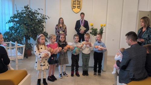 202510081128520.img-20251008-wa0170