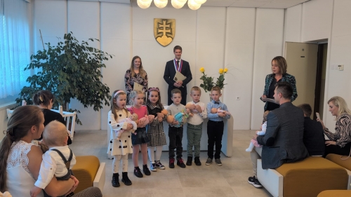 202510081128520.img-20251008-wa0174