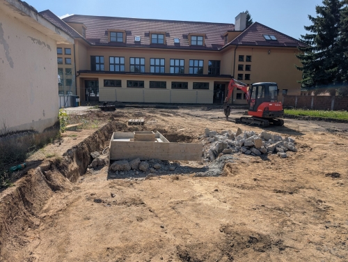 202510081952530.img-20251008-wa0246