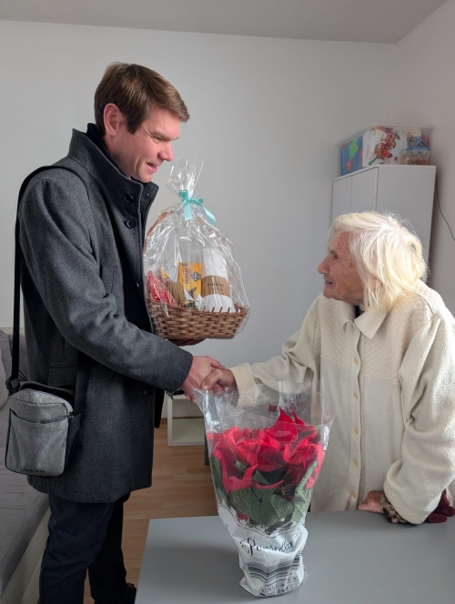 202511240915000.img-20251124-wa0063