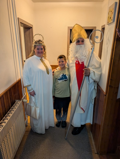 202512092040290.img-20251209-wa0099