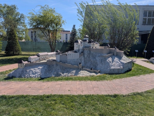 202604271708300.pxl-20260426-132017328-mp