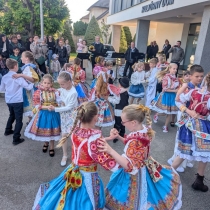 Fotografia: V Podolí sme postavili MÁJ