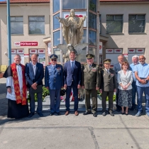 Oslava oslobodenia obce a vysvätenie zreštaurovaného kríža